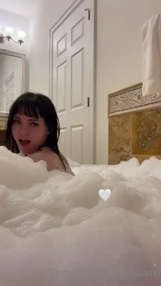 essaere leaked video, frame 2