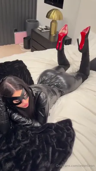 esterbron leaked video, frame 1
