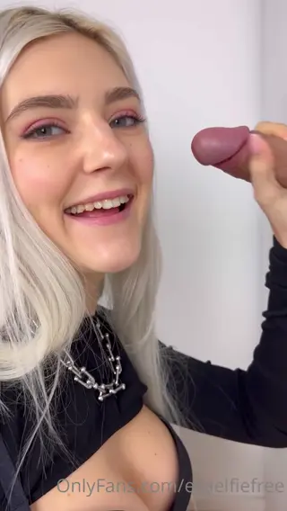 evaelfie leaked video, frame 2