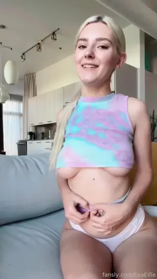 evaelfie leaked video, frame 1