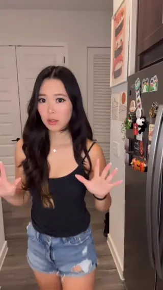 extraemily leaked video, frame 6