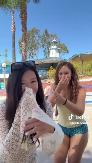 extraemily leaked video, frame 4