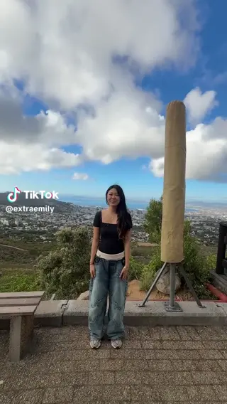extraemily leaked video, frame 1
