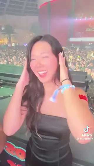extraemily leaked video, frame 5