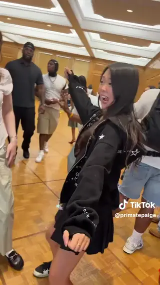 extraemily leaked video, frame 4
