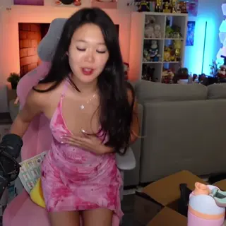 extraemily leaked video, frame 2