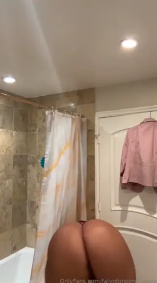 falynfonoimoana leaked video, frame 3