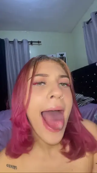 fanpage_of_genibelb leaked video, frame 4