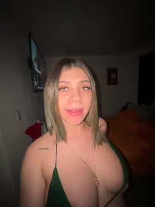 fanpage_of_genibelb leaked video, frame 4