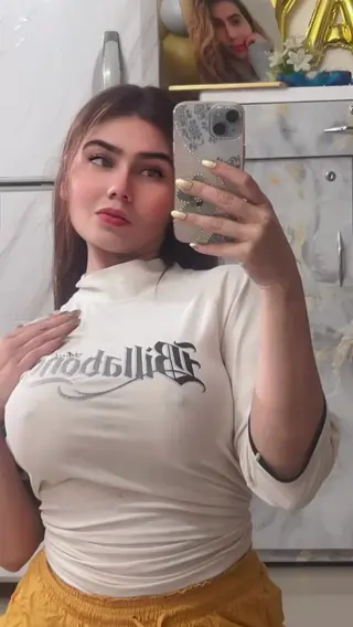 farha_rizviii leaked video, frame 2