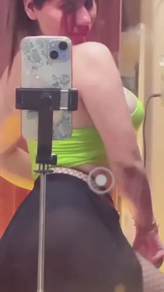 farha_rizviii leaked video, frame 4