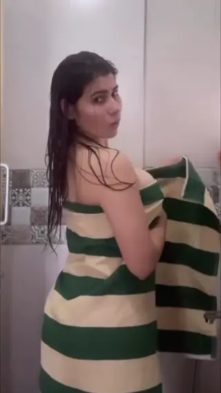 farha_rizviii leaked video, frame 4