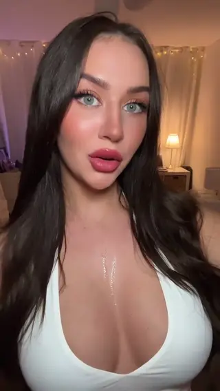 fitchick_em_vip leaked video preview