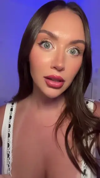 fitchick_em_vip leaked video preview