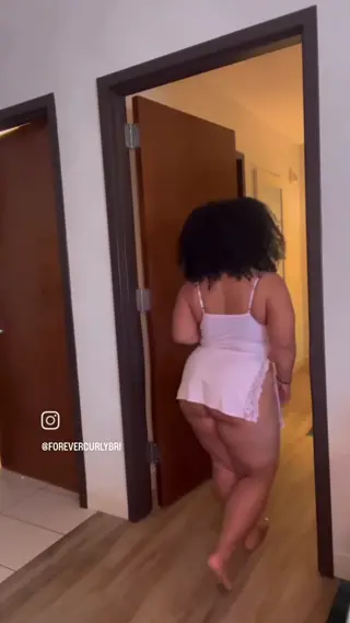 forevercurlybri leaked video, frame 5