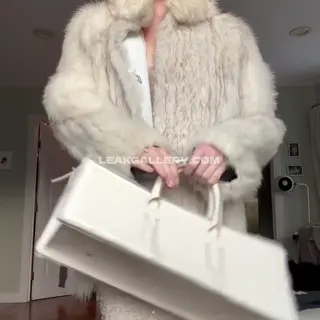 francesfarmer420 leaked video, frame 2