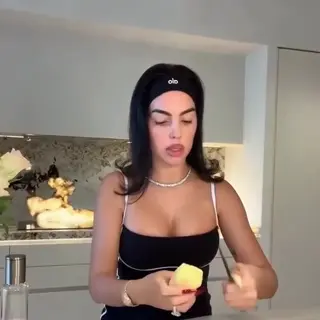 georgina_rodriguez leaked video, frame 1
