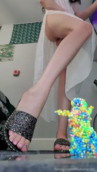 giantess_fetish leaked video preview