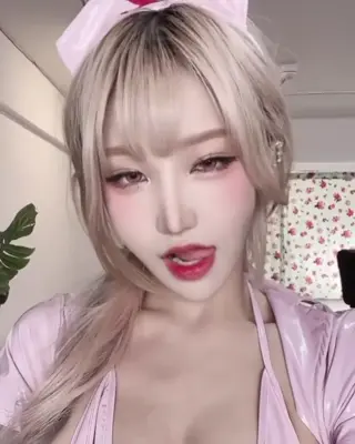 girlcrush_tr leaked video, frame 2