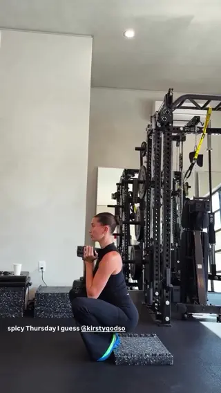 hailey leaked video, frame 4