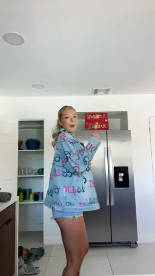 hailey leaked video, frame 2