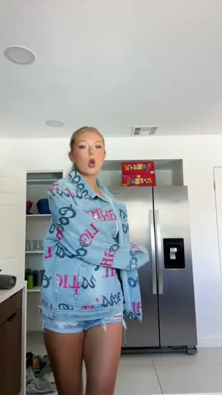 hailey leaked video, frame 4