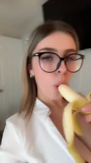 hailey leaked video, frame 1