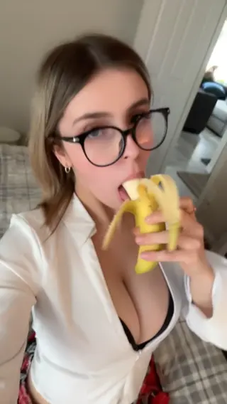hailey leaked video, frame 3
