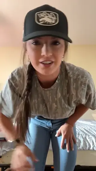 hannahbarron96 leaked video, frame 1