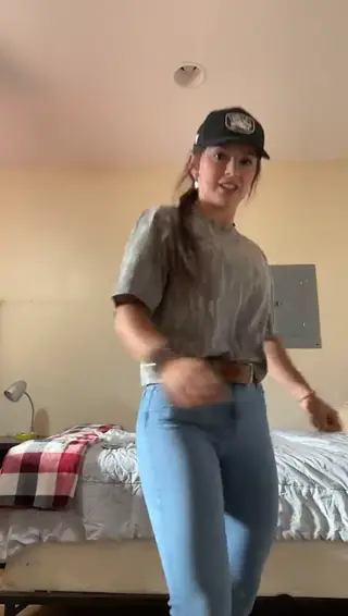 hannahbarron96 leaked video, frame 6