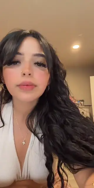 hermosa.kari leaked video, frame 3