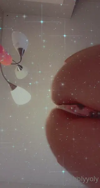 holyyoly leaked video, frame 2