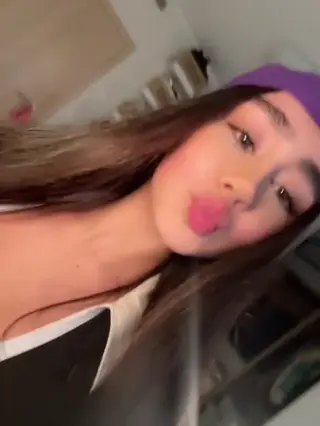 husvjall leaked video, frame 5