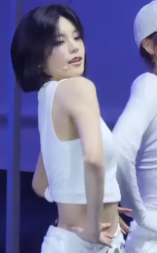 hwang_yeji leaked video preview