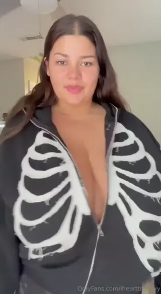 ihearttrenityy leaked video, frame 3