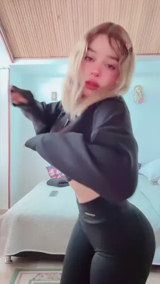 iimssarah leaked video, frame 1