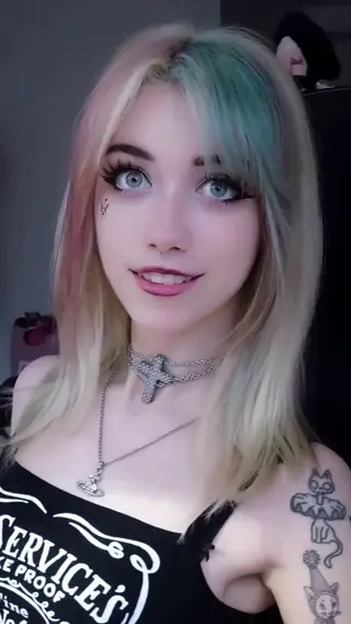 iluvmeww leaked video, frame 1