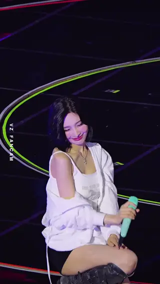 _imyour_joy leaked video, frame 5