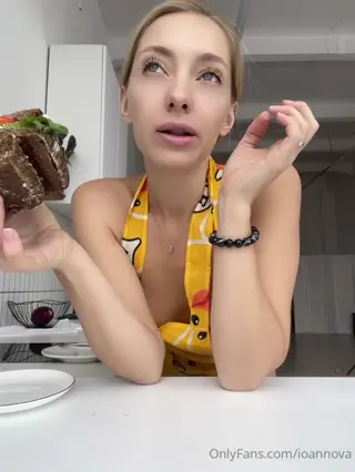 ioannova leaked video, frame 5