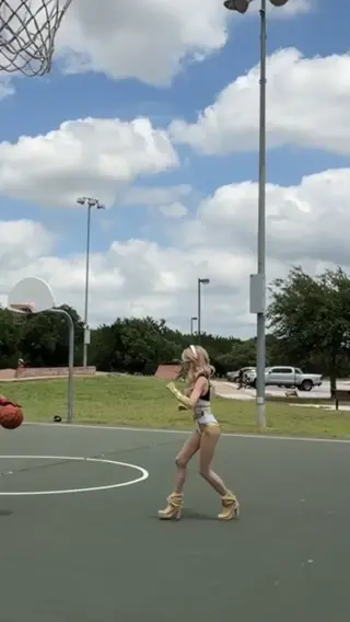 itskatchii leaked video, frame 1