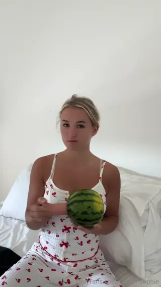 itsmesophie leaked video, frame 2