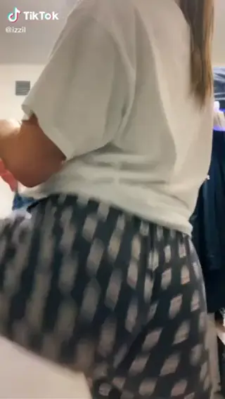 izzil888 leaked video, frame 2