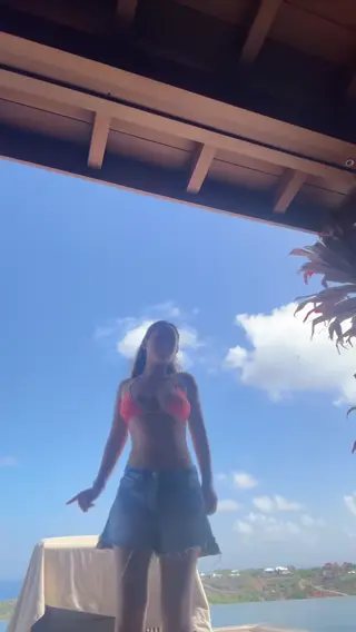 j0yhallyday leaked video, frame 2