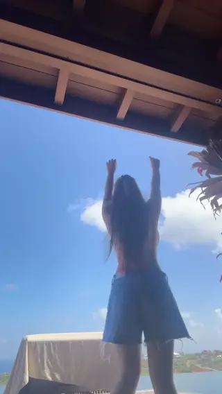 j0yhallyday leaked video, frame 4