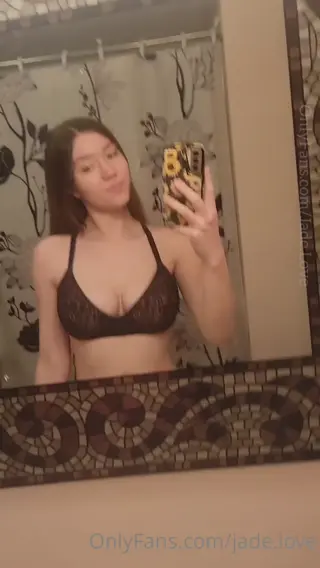 jade.love leaked video, frame 1