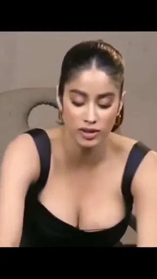 janhvi_kapoor leaked video, frame 6