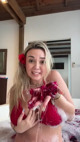 julesboringlife leaked video, frame 6