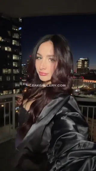 julia leaked video, frame 5