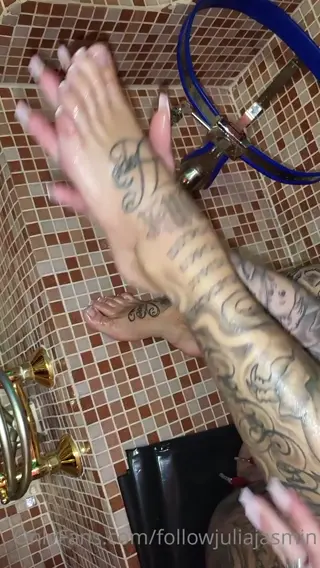 julia leaked video, frame 6