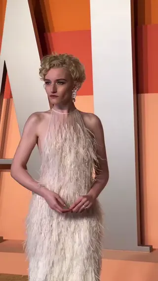julia_garner leaked video preview